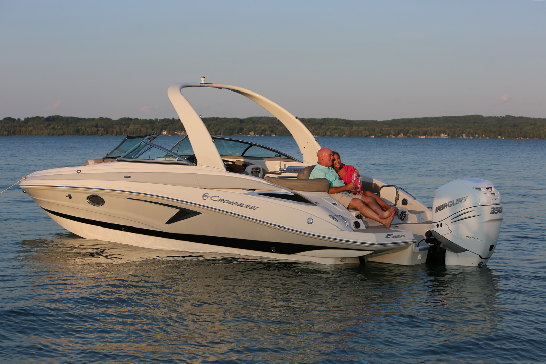 crownline-boats-cross-sport-xs-e285xs-03